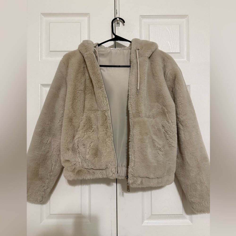 Cozy Beige Faux Fur Jacket